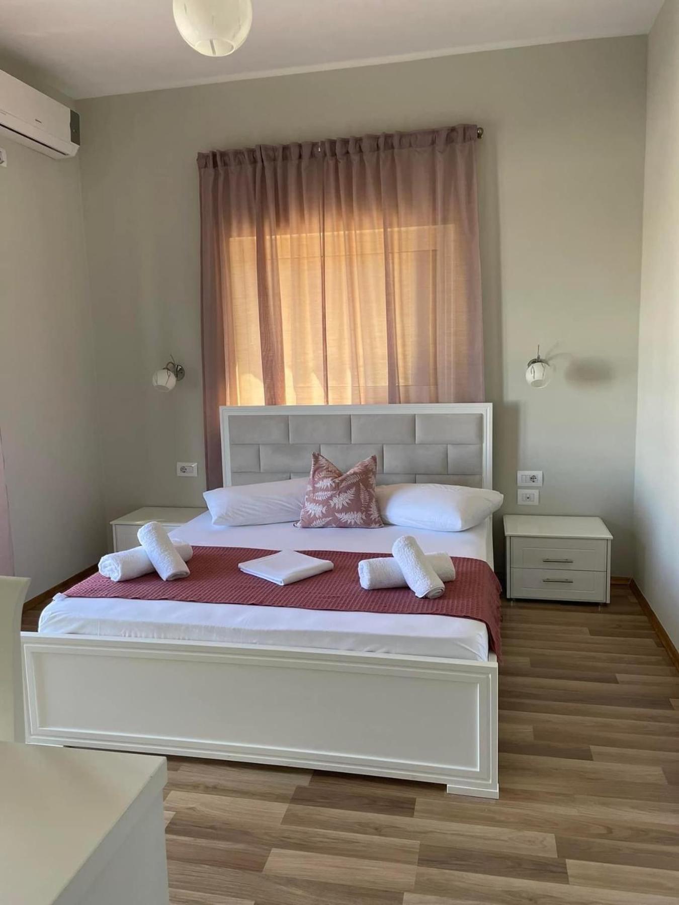 Dream Hotel Ксаміл Екстер'єр фото